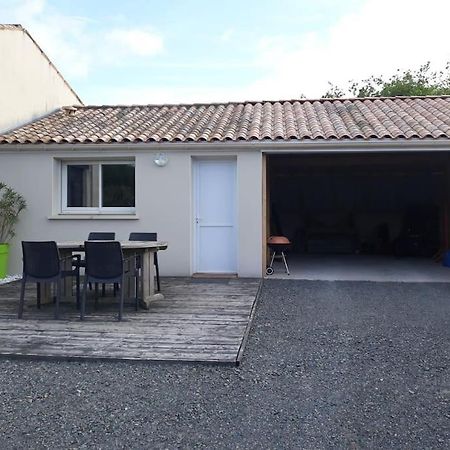 Maison De 4 Personnes Saint-Porchaire Eksteriør billede
